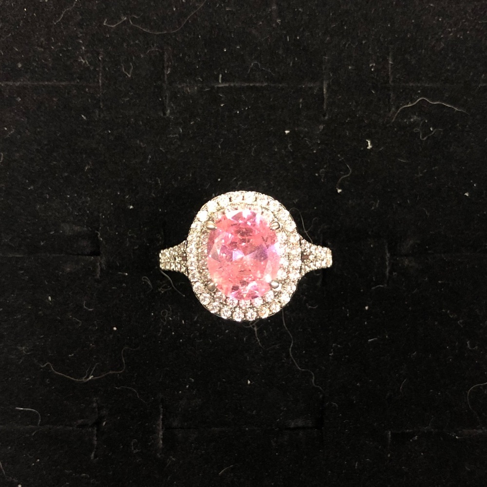 Fragrant Jewels Oval Ring